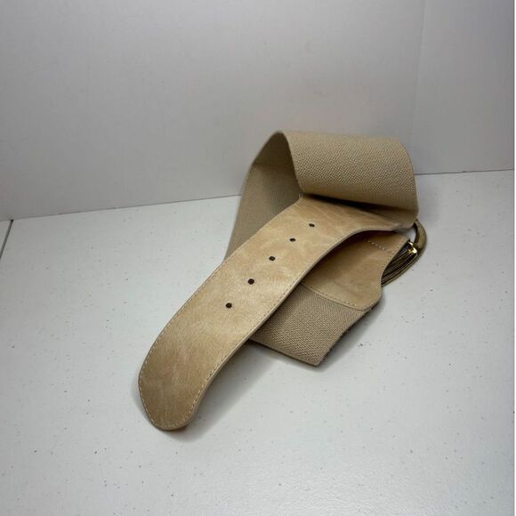 Stretch Fit Beige Leather Gold Leaf Buckle Wide Belt Womens Designer - Picture 4 of 4